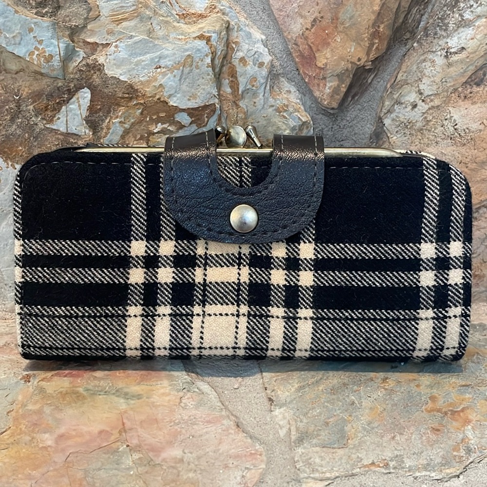 Vintage Archie Brown & Sons 100% Wool Wallet